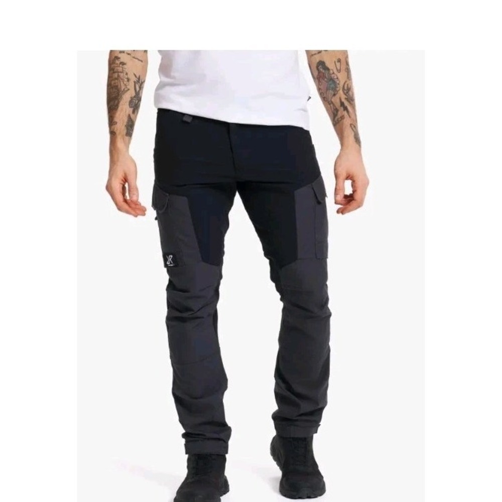 Revolution Race RVRC Mens Pants Size Medium GP Jetblack
